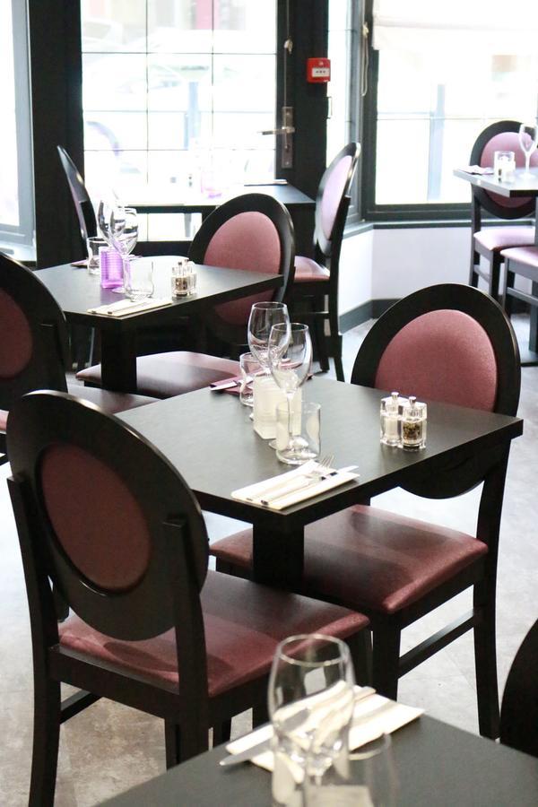 Hotel - Restaurant Eugenie ปงตอร์ซง ภายนอก รูปภาพ